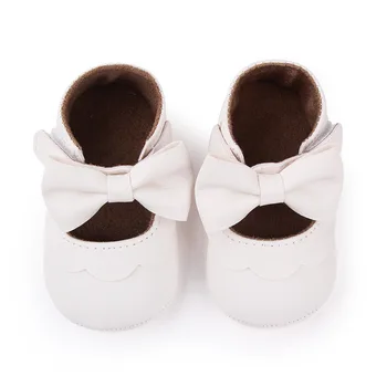 Обувь Принцессы для маленьких девочек с мягкой подошвой и нескользящим бантом, Весенне-осенняя модная уличная повседневная детская обувь для новорожденных, для первых ходунков
