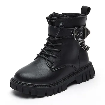 Модные ботинки для мальчиков, крутые детские черные ботинки, мотоциклетные ботинки для девочек с металлическими цепочками, ботинки для детского сада, резиновые школьные ботинки