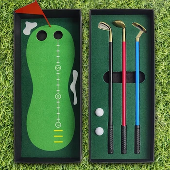 Креативный набор ручек для гольфа включает в себя Паттинг-грин, три клюшки, шариковые ручки, флаг, Мини-настольная шариковая ручка для гольфа, настольные спортивные аксессуары