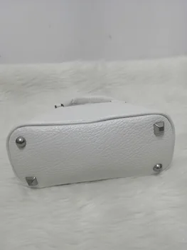 Женская Ручная сумка-мессенджер, универсальная нишевая сумка на цепочке, портативные женские сумки черного или белого цвета