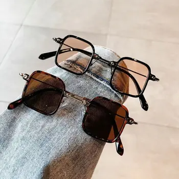 Новые Солнцезащитные очки в маленькой квадратной оправе, Модные персонализированные Мужские и женские очки в стиле панк, Современные дизайнерские очки для путешествий, Популярные дизайнерские оттенки